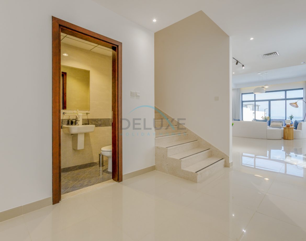 5-Bedroom Sea-View Villa — Al Dana Island — photo 14