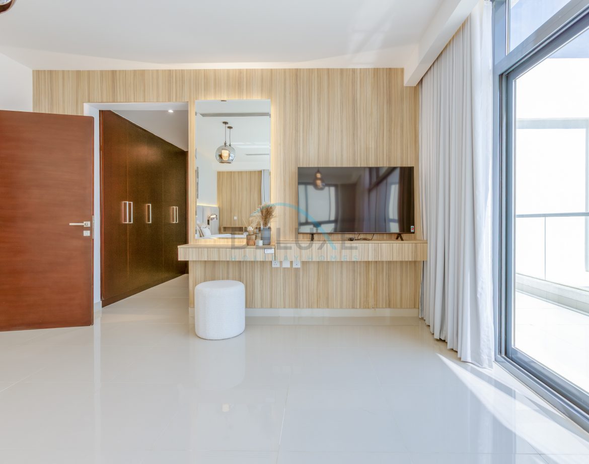 7-Bedroom Villa — Al Dana Island — photo 16