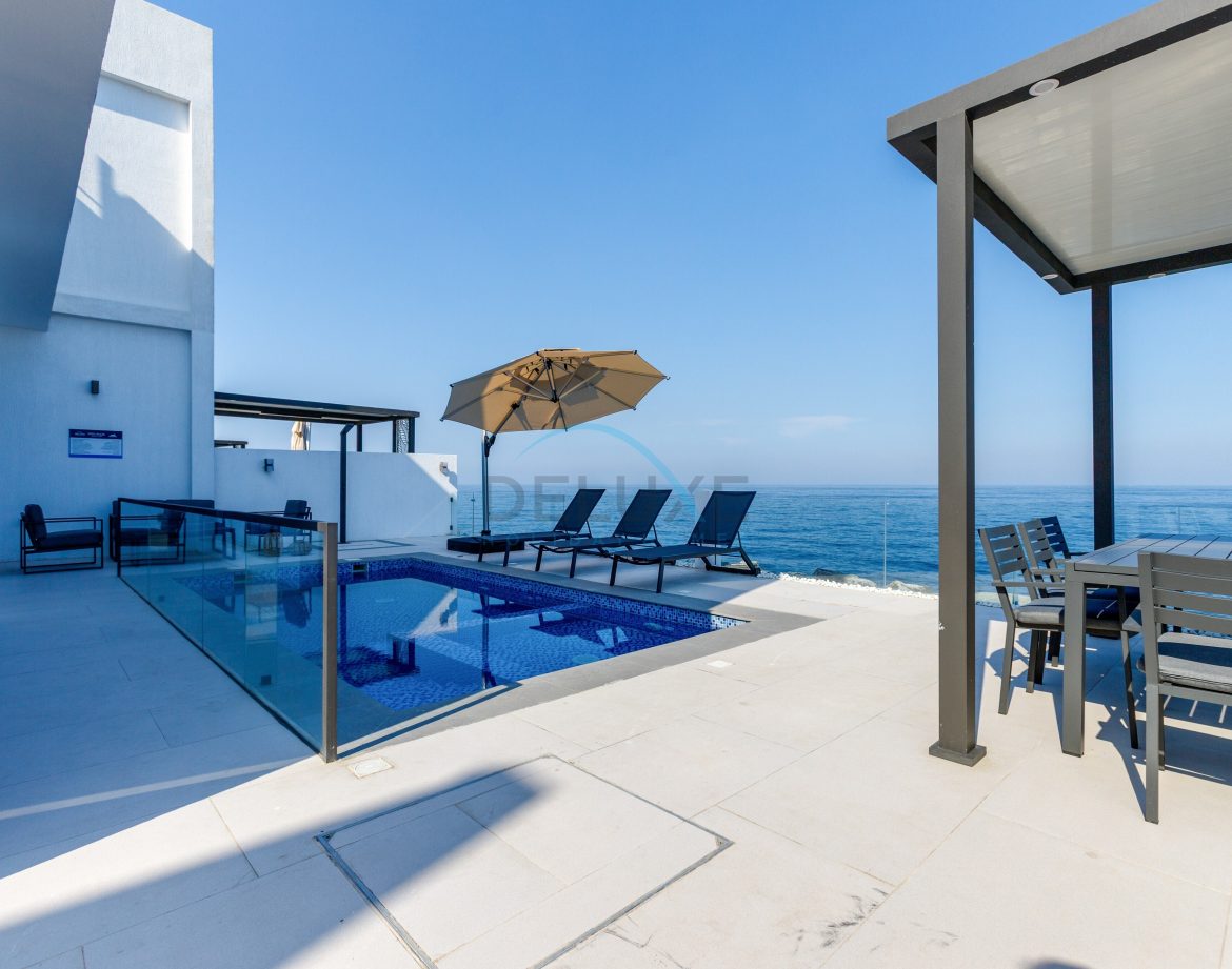 8-Bedroom Sea-View Villa — Al Dana Island — photo 15