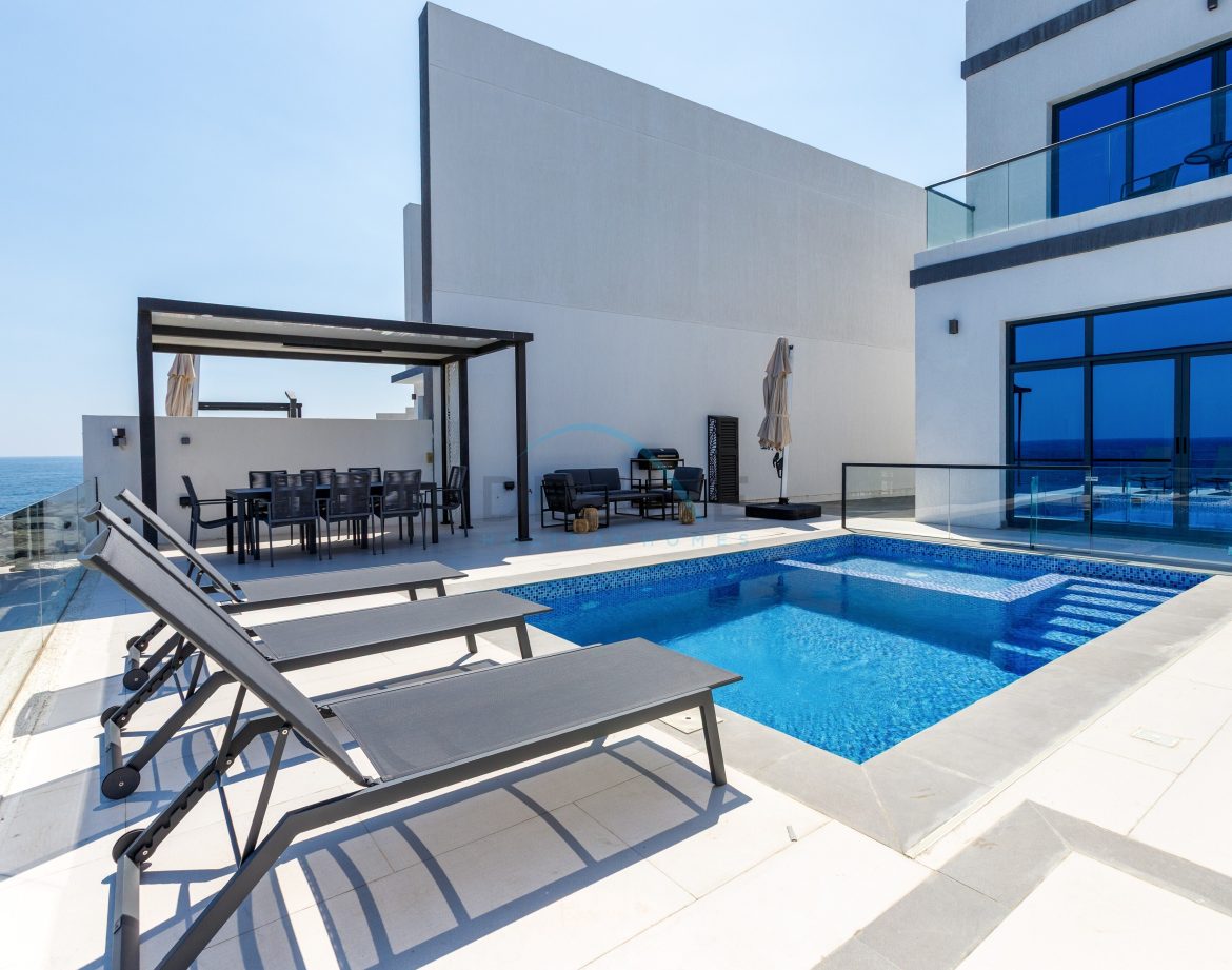 6-Bedroom Sea-View Villa — Al Dana Island — photo 24