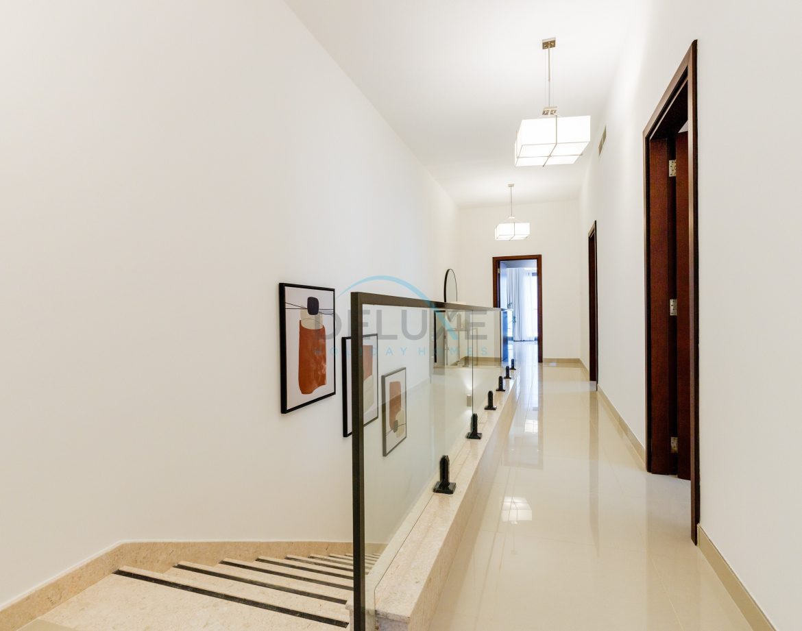 5-Bedroom Sea-View Villa — Al Dana Island — photo 24