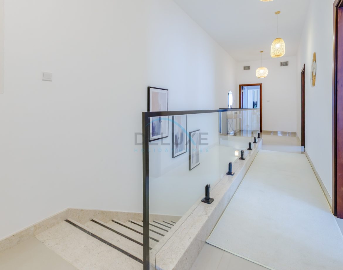6-Bedroom Sea-View Villa — Al Dana Island — photo 27