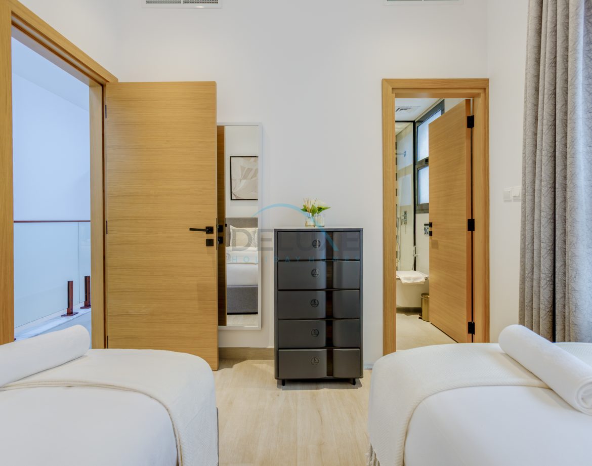 5-Bedroom Private-Pool Villa — Al Dana Island — photo 30