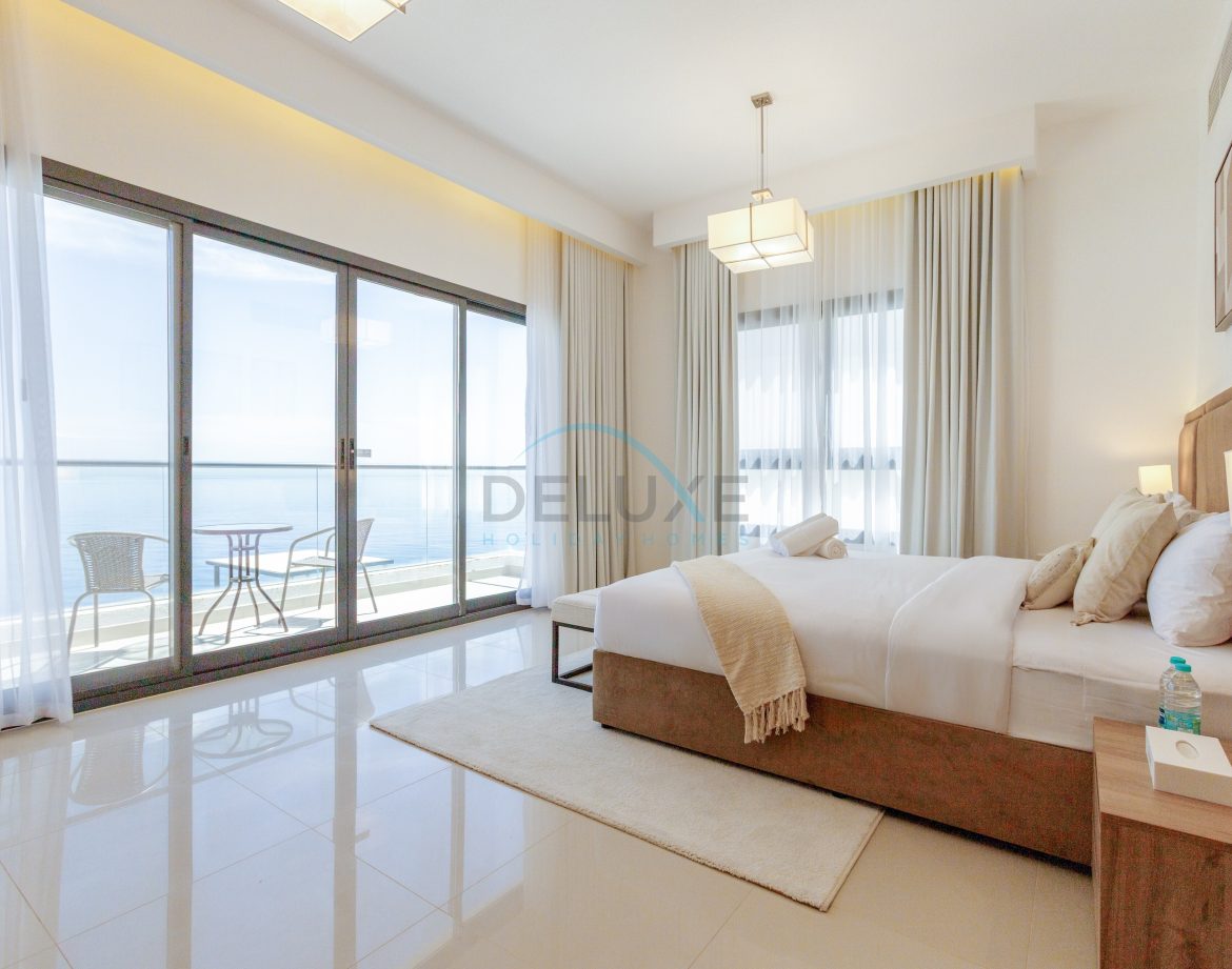 5-Bedroom Sea-View Villa — Al Dana Island — photo 27