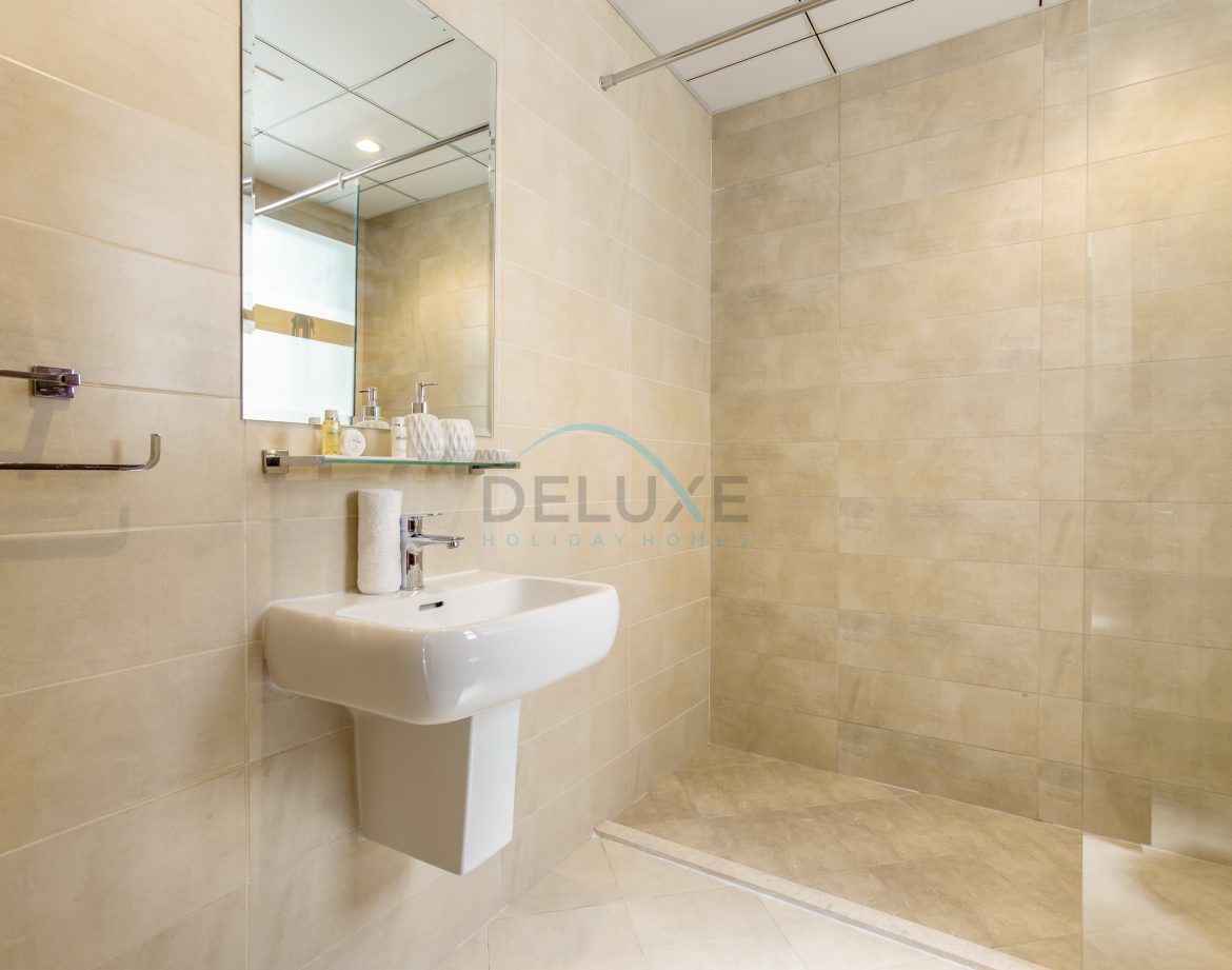 7-Bedroom Villa — Al Dana Island — photo 38