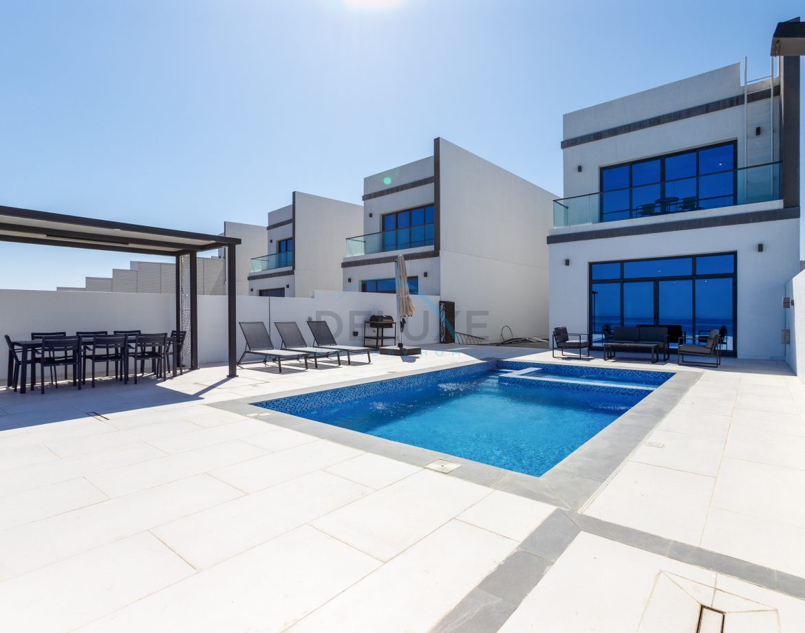 5-Bedroom Sea-View Villa — Al Dana Island — photo 40