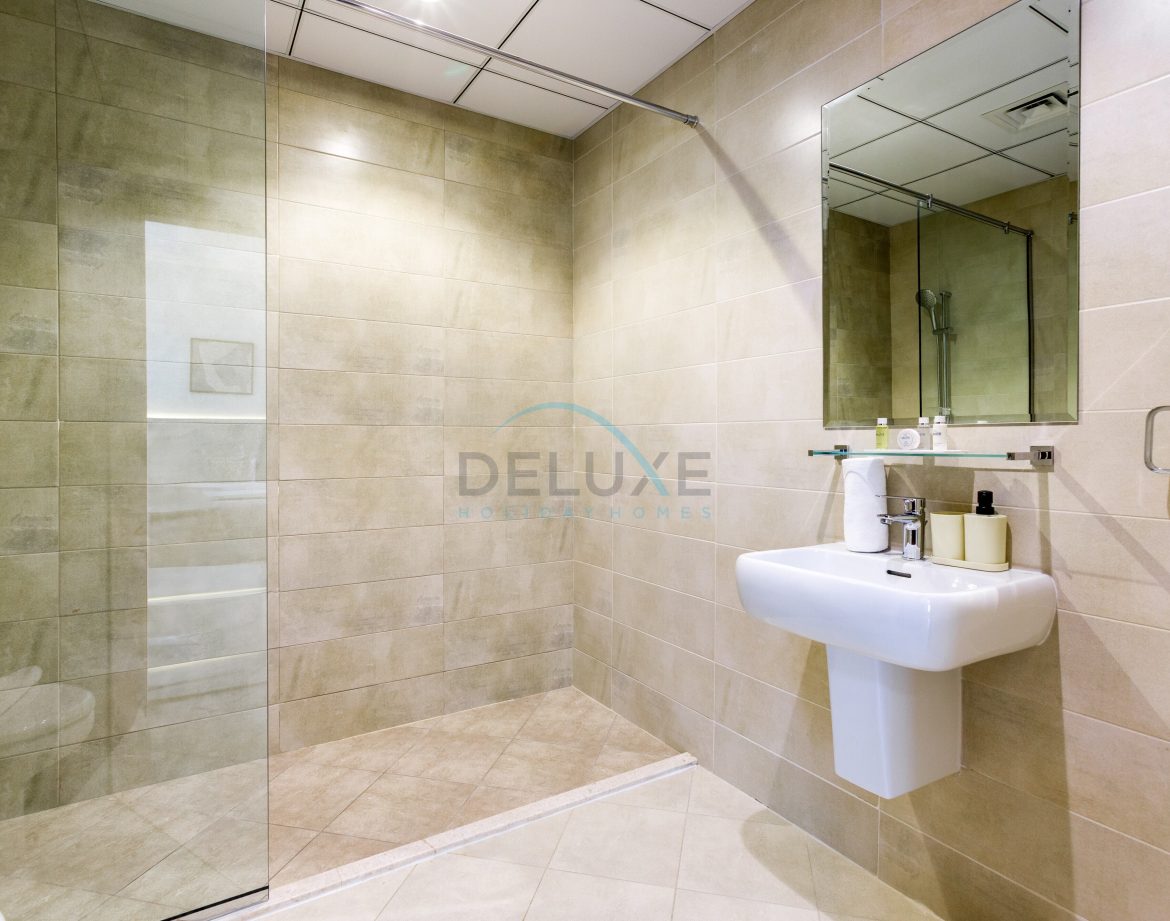 8-Bedroom Sea-View Villa — Al Dana Island — photo 32