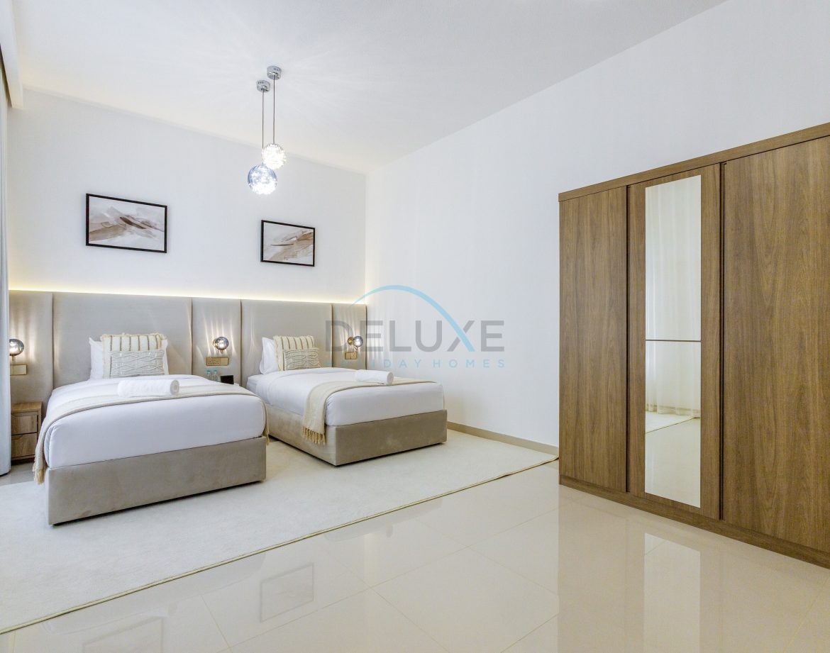 8-Bedroom Sea-View Villa — Al Dana Island — photo 35