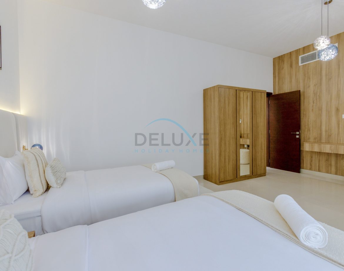 8-Bedroom Sea-View Villa — Al Dana Island — photo 36