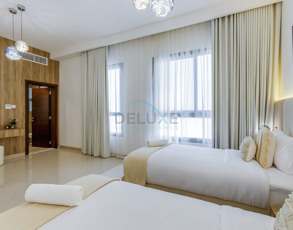 8-Bedroom Sea-View Villa — Al Dana Island — photo 37