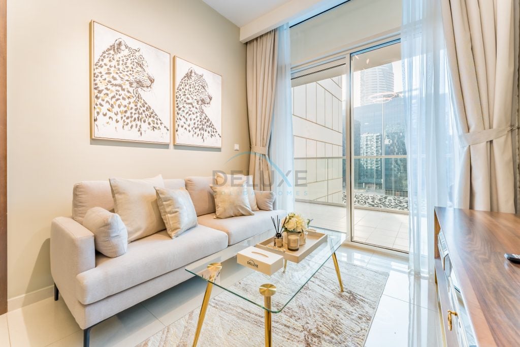 City and Burj Khalifa View 2BR, Near Dubai Water Canal, Vera Tower