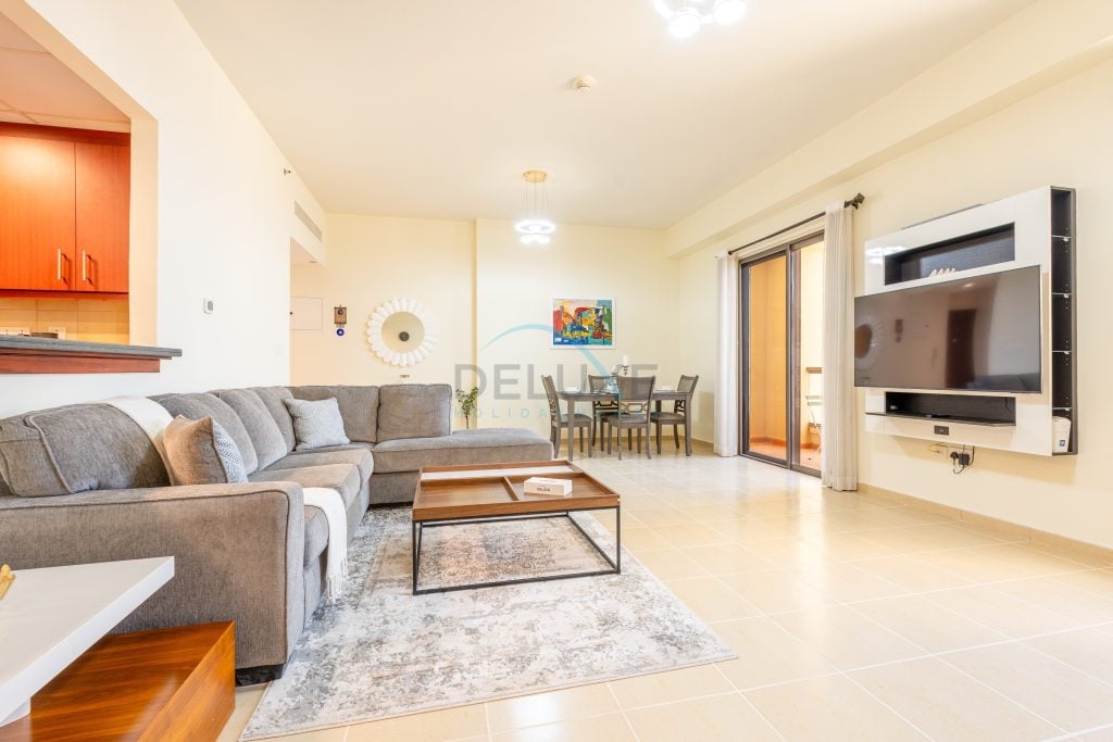 Sea-Facing 1BR with Ain Dubai View Close to Marina Beach, Rimal 3
