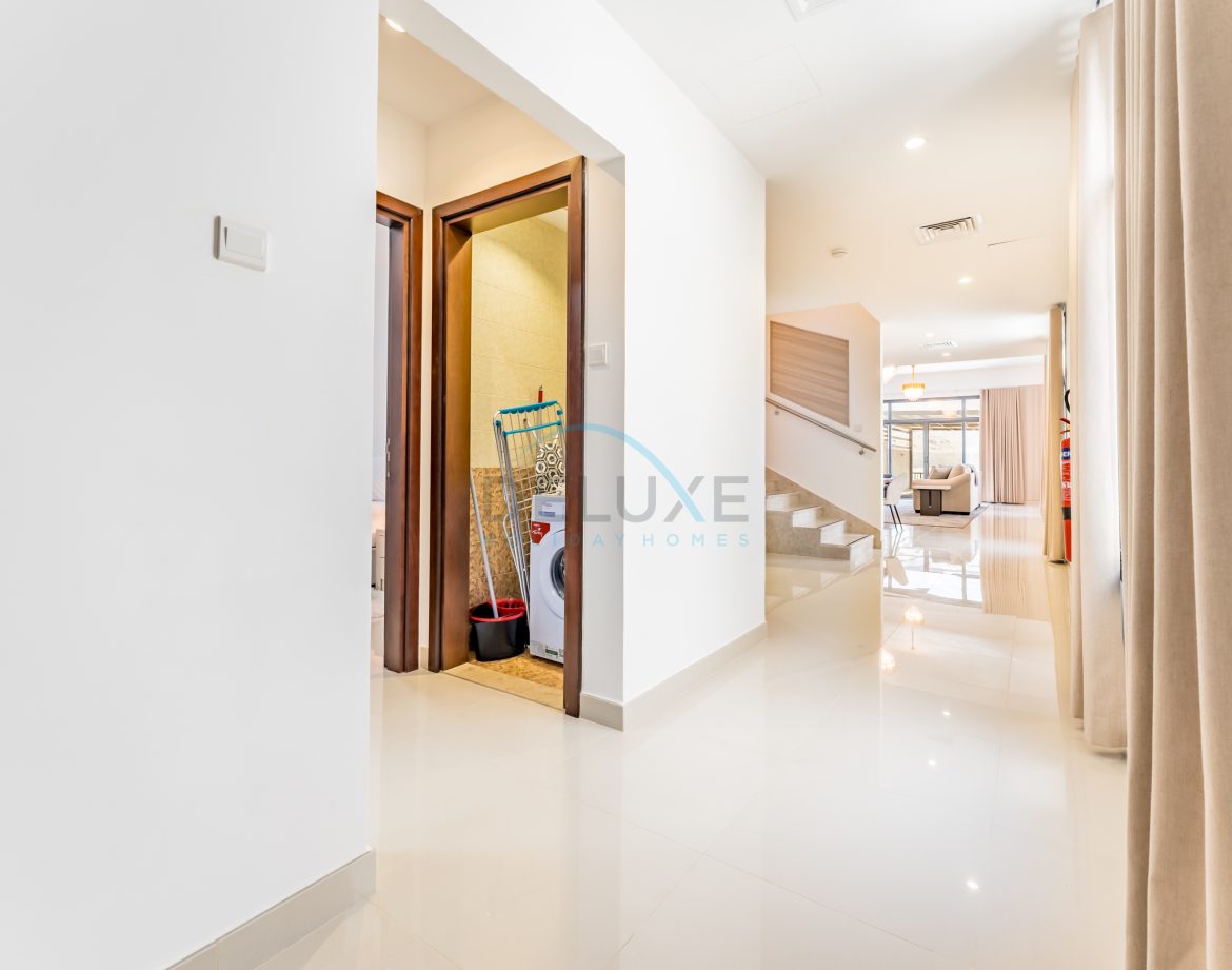 5-Bedroom Private-Pool Villa — Al Dana Island — photo 15