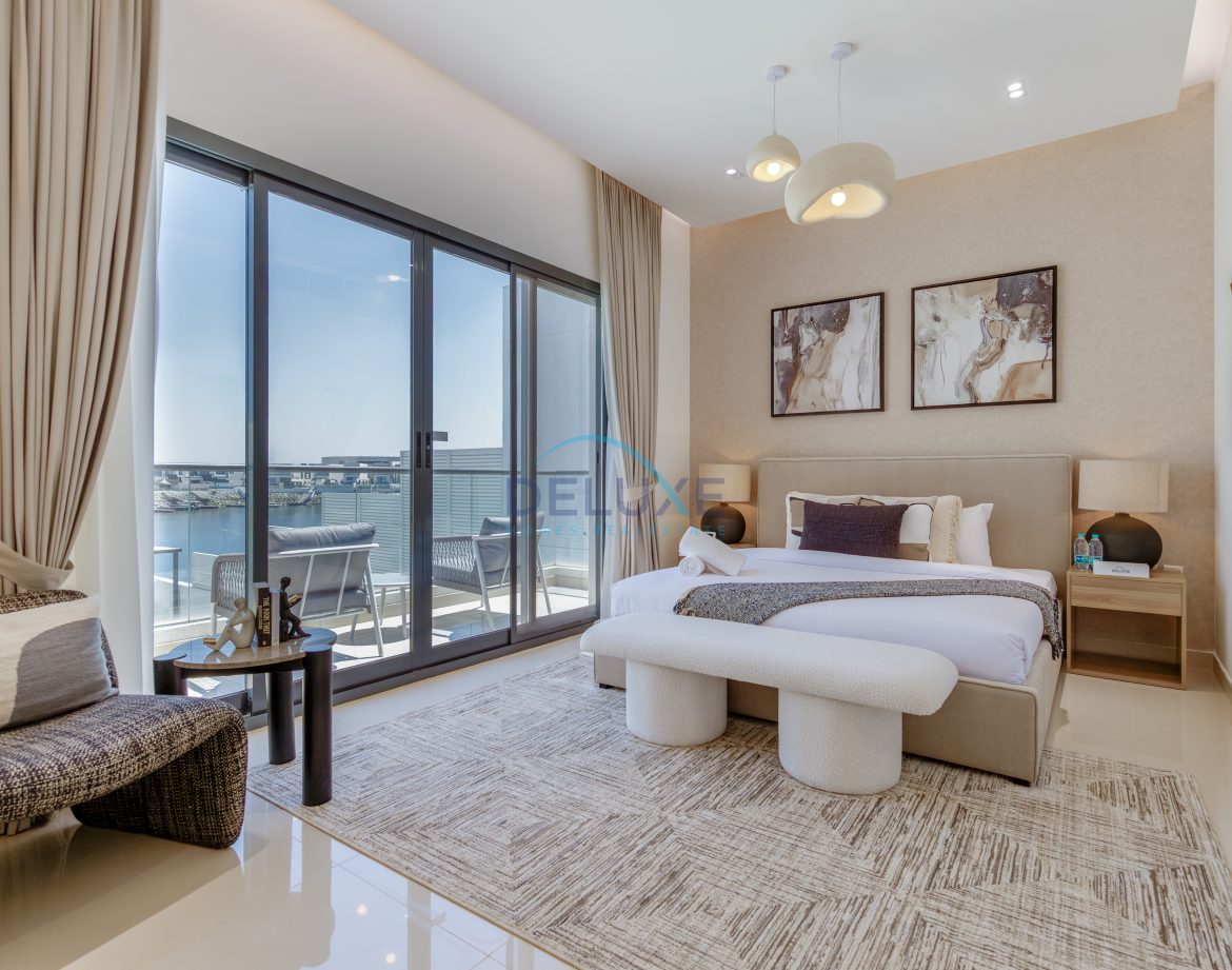 4-Bedroom Sea-View Villa — Al Dana Island — photo 27