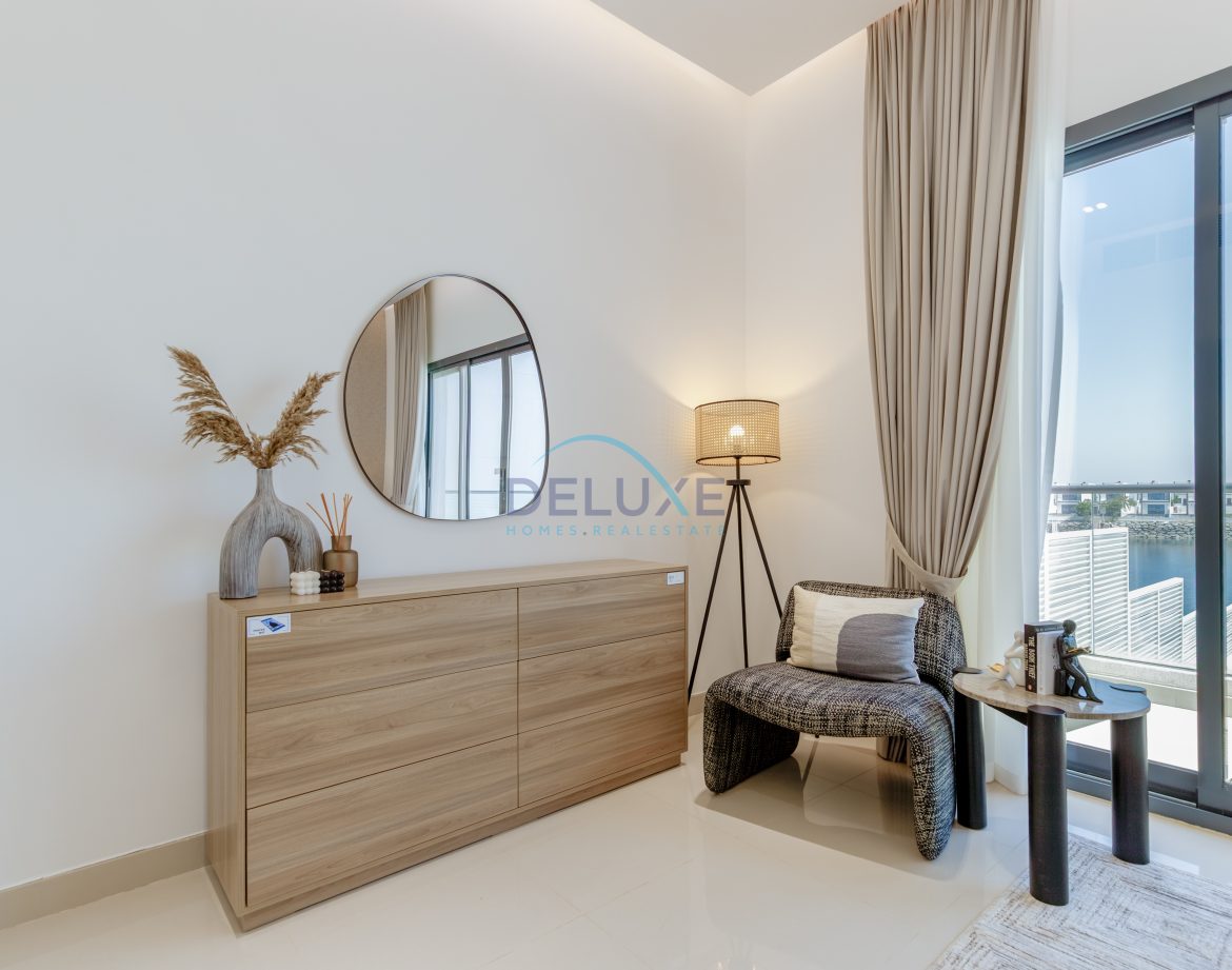 4-Bedroom Sea-View Villa — Al Dana Island — photo 29