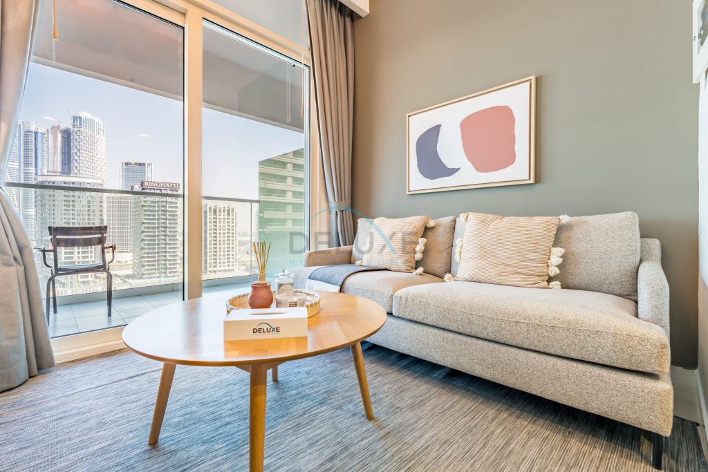 Вид на город и воду 1BR рядом с Дубайским каналом с балконом, Reva Residences