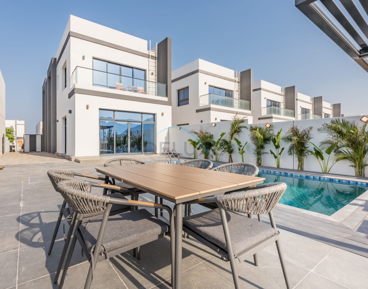 5-Bedroom Private-Pool Villa — Al Dana Island — photo 5