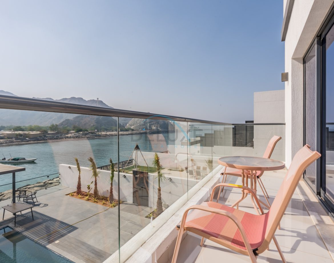 5-Bedroom Private-Pool Villa — Al Dana Island — photo 30