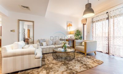 Traditional Arabian-Style Living with Burj Khalifa View 1BR, Near Dubai Mall and Canal Walk, Miska 4