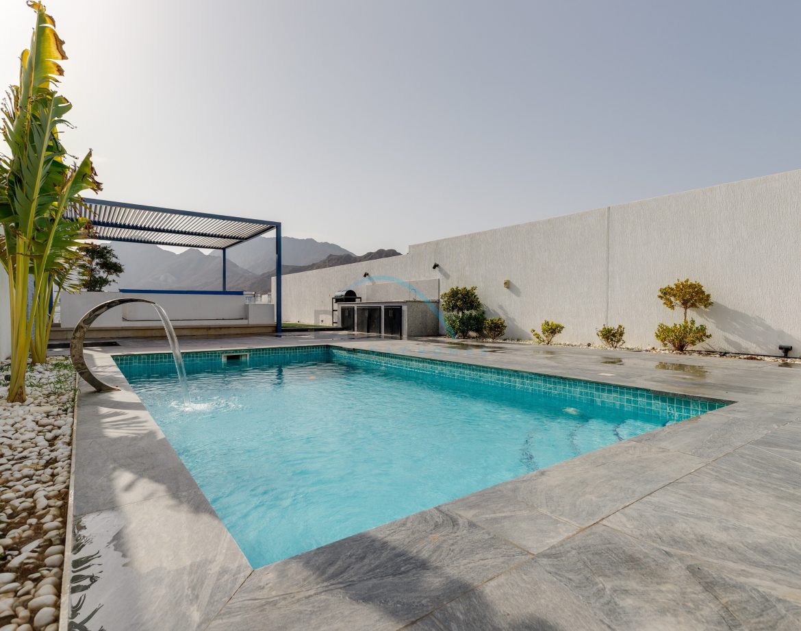 5-Bedroom Private-Pool Villa — Al Dana Island — photo 30
