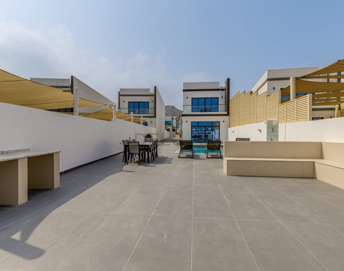5-Bedroom Private-Pool Villa — Al Dana Island — photo 22