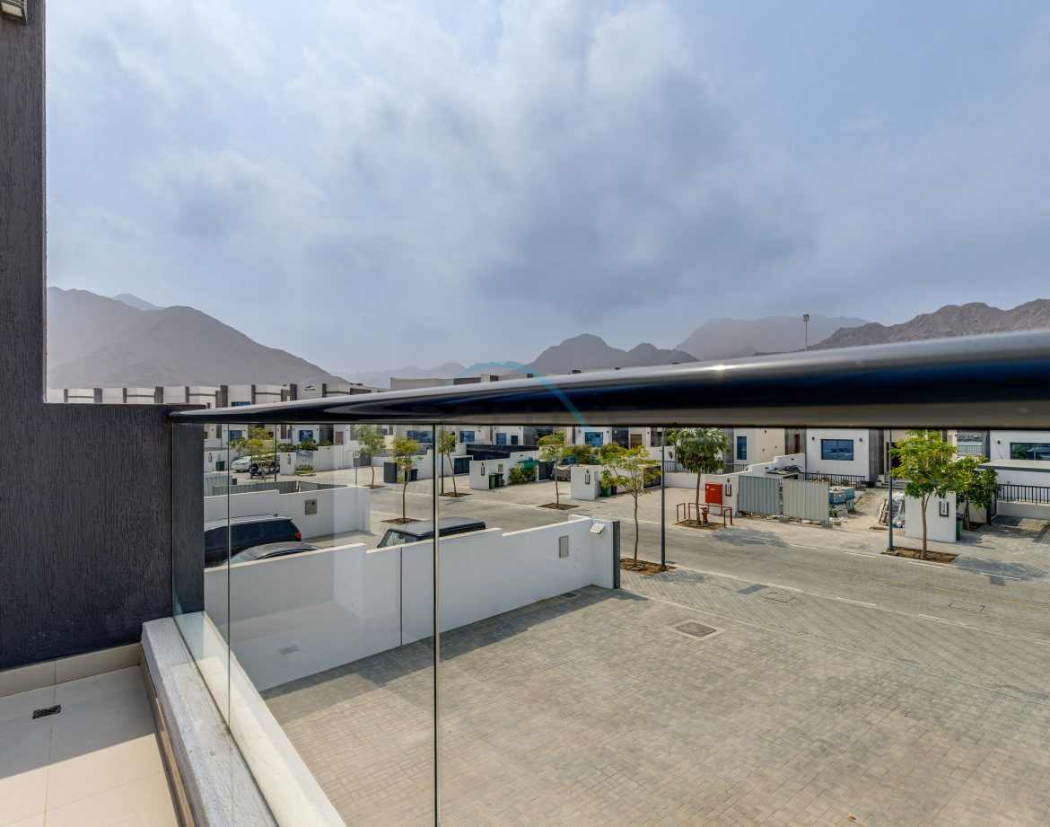 5-Bedroom Private-Pool Villa — Al Dana Island — photo 35