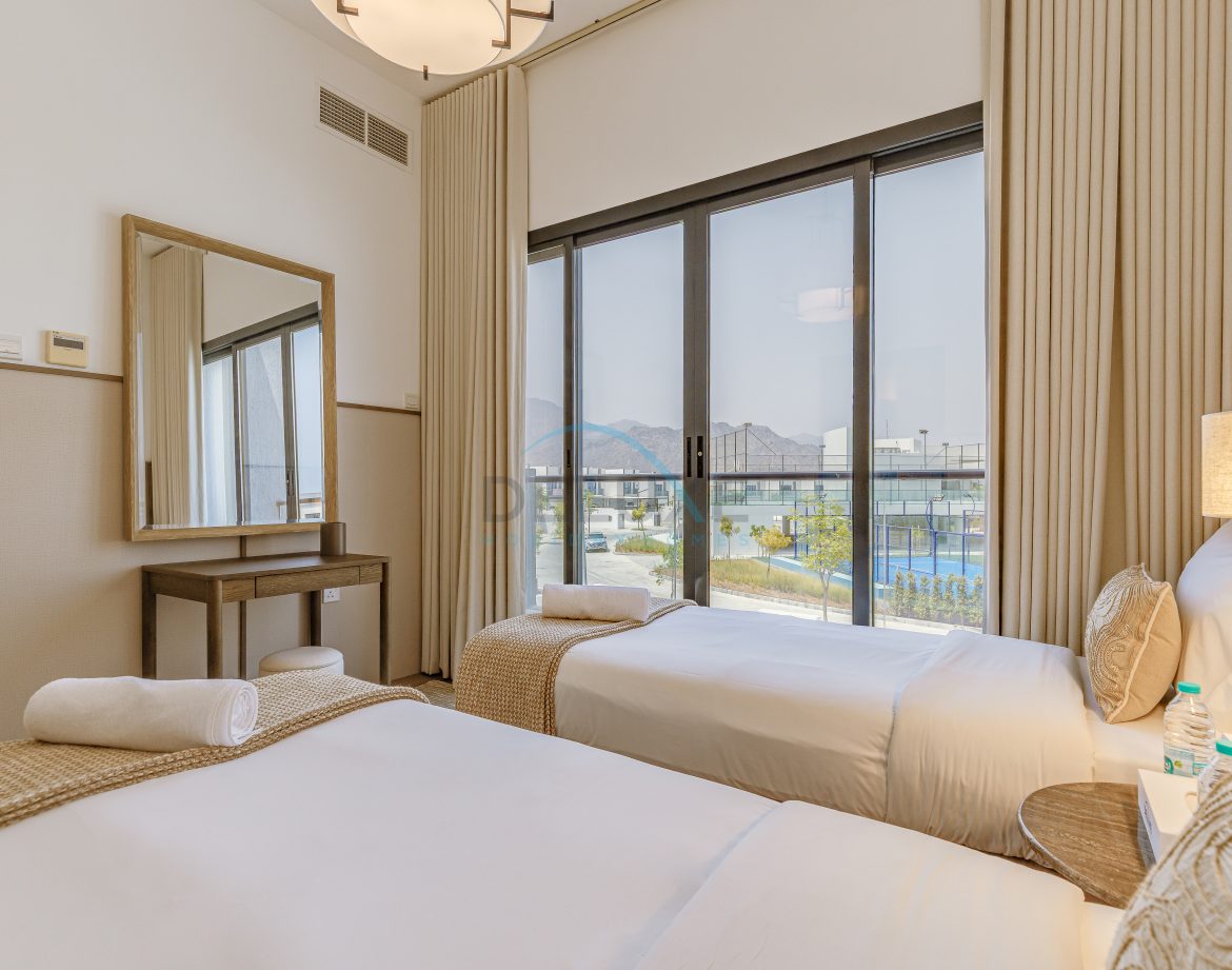 4-Bedroom Private-Pool Villa — Al Dana Island — photo 18