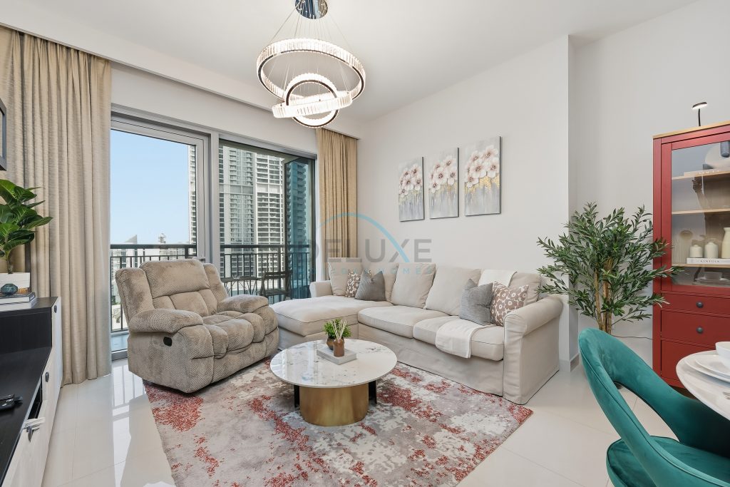 Close to Ras Al Khor Wildlife Sanctuary, Just Minutes from Dubai Mall and Burj Khalifa, and Surrounded by Exceptional Amenities – Harbour Views Tower 1