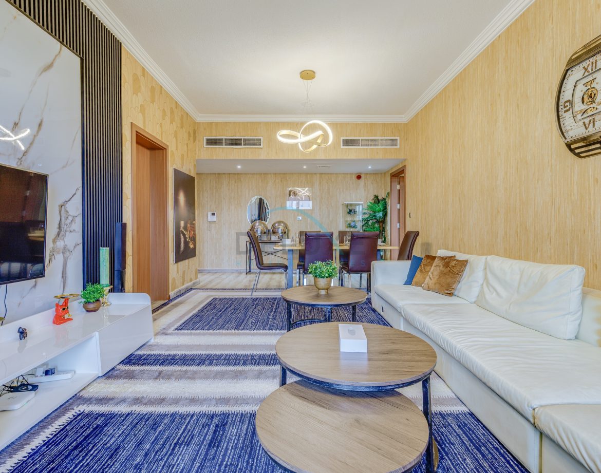 2-Bedroom Sea-View Apartment — Mina Al Fajer — photo 18
