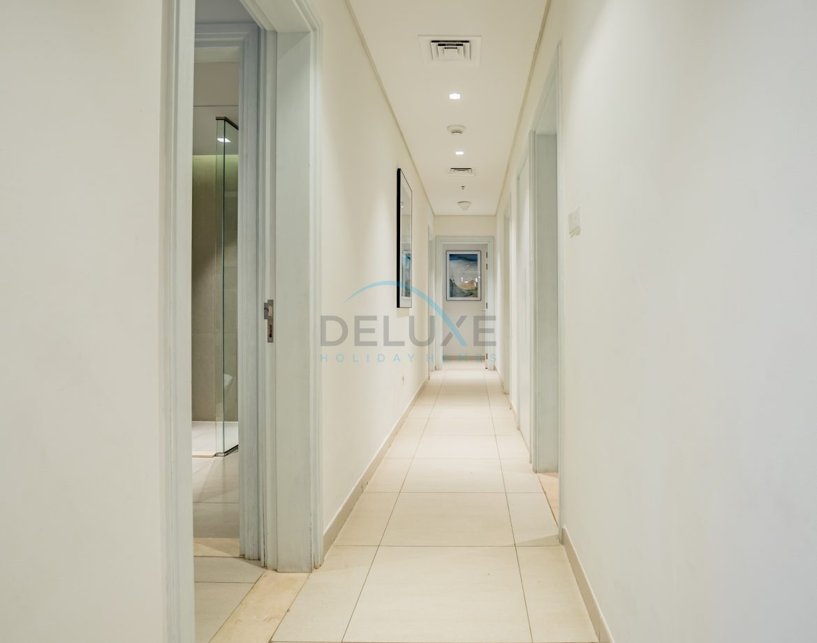 4-Bedroom Sea-View Apartment — The Address Fujairah Residences — photo 19