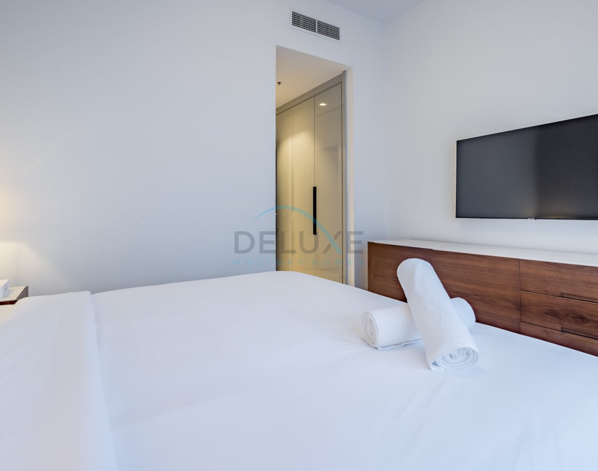 4-Bedroom Sea-View Apartment — The Address Fujairah Residences — photo 33