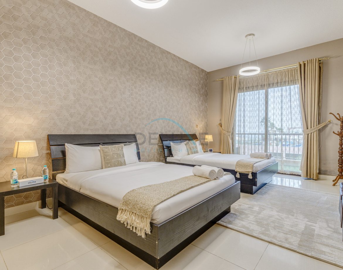 2-Bedroom Sea-View Apartment — Mina Al Fajer — photo 4
