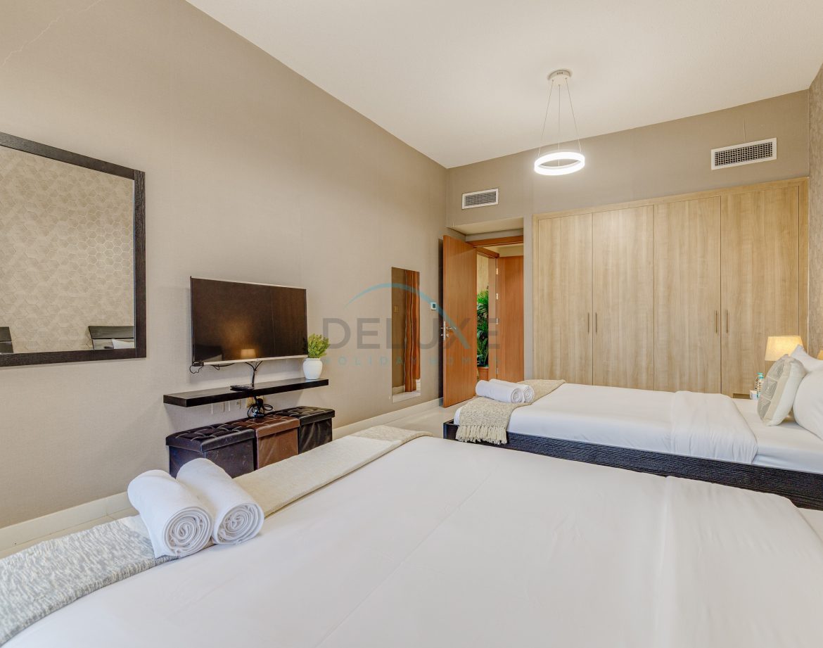 2-Bedroom Sea-View Apartment — Mina Al Fajer — photo 32