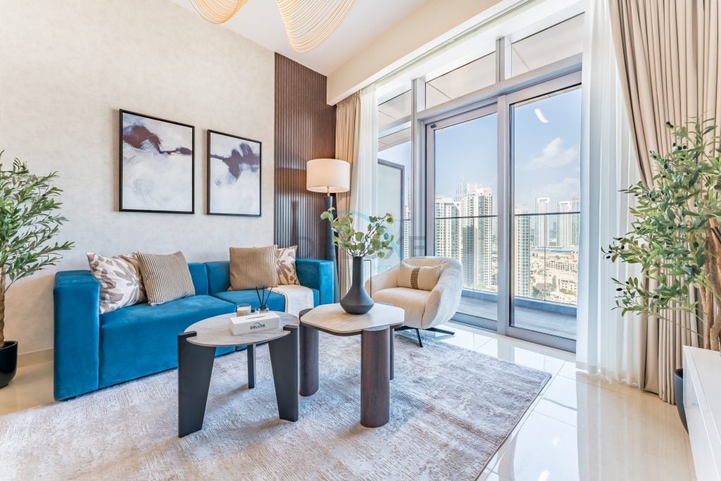 High-Floor Balcony with Burj Khalifa View and Assistant Room, Minutes from Burj Plaza & Dubai Mall, Easy Access to Downtown Attractions, Imperial Avenue
