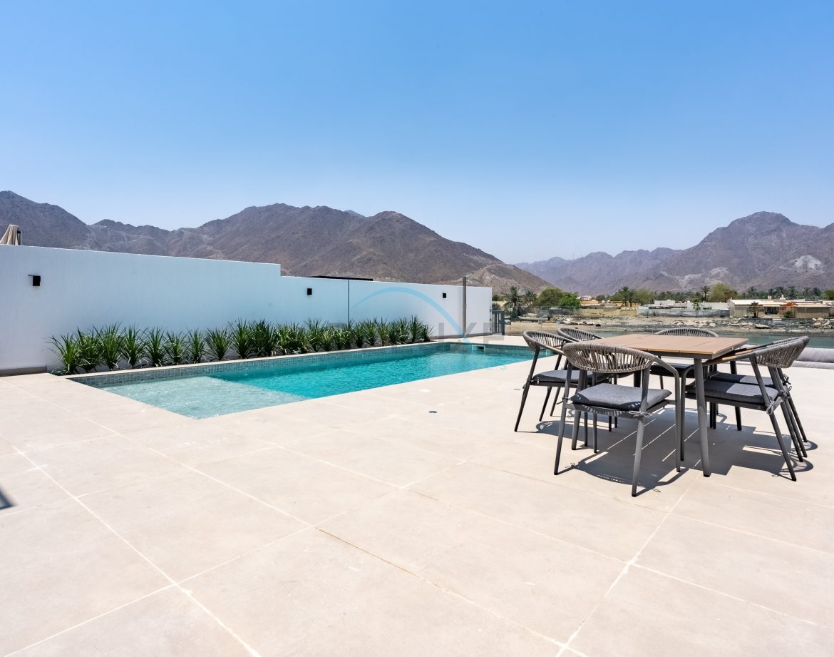 5-Bedroom Private-Pool Villa — Al Dana Island — photo 18