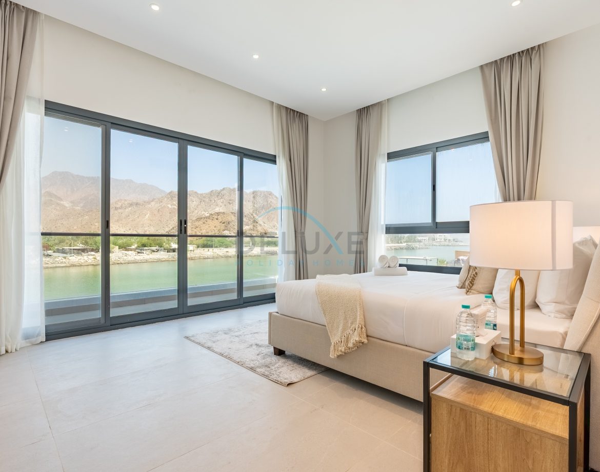 5-Bedroom Private-Pool Villa — Al Dana Island — photo 4