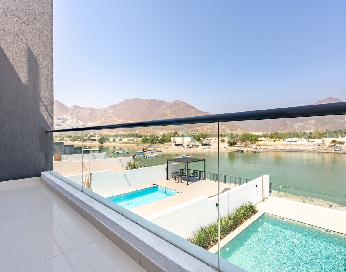 5-Bedroom Private-Pool Villa — Al Dana Island — photo 32