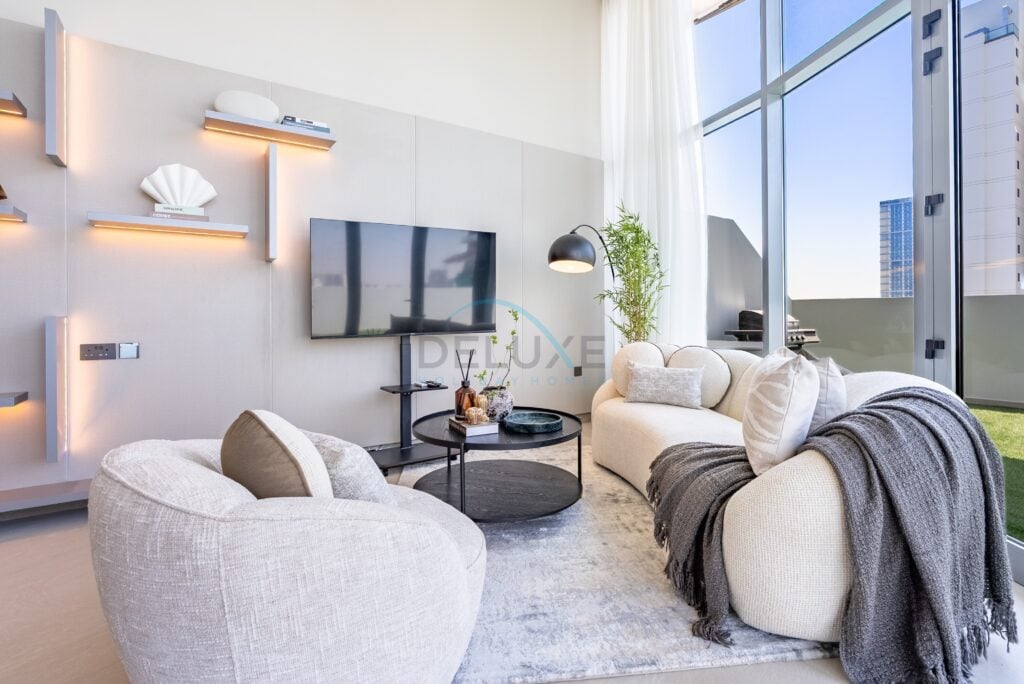 Luxury 2BR Penthouse with Assistant’s Room, Private Lift Access to Your Own Rooftop and Portable Jacuzzi, Stonehenge Residences 2, JVC