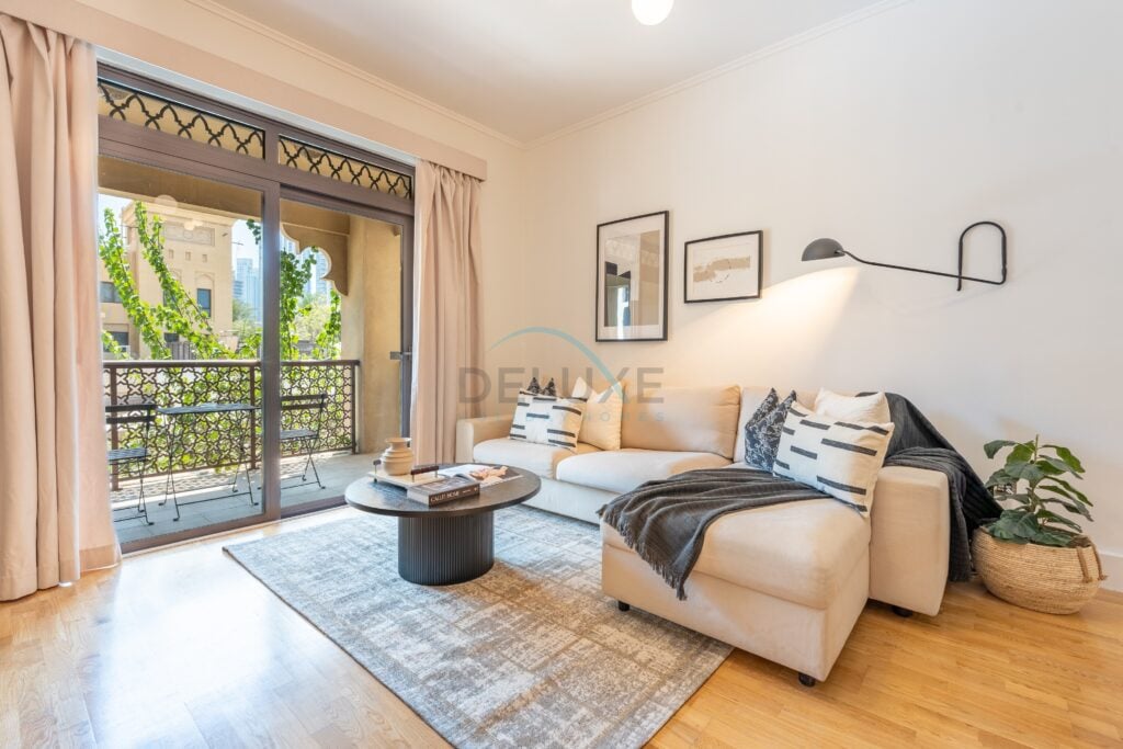 Spacious 2BR Haven in a Prime Downtown Location, Within Easy Reach of Burj Khalifa and Dubai Mall, Yansoon 2,