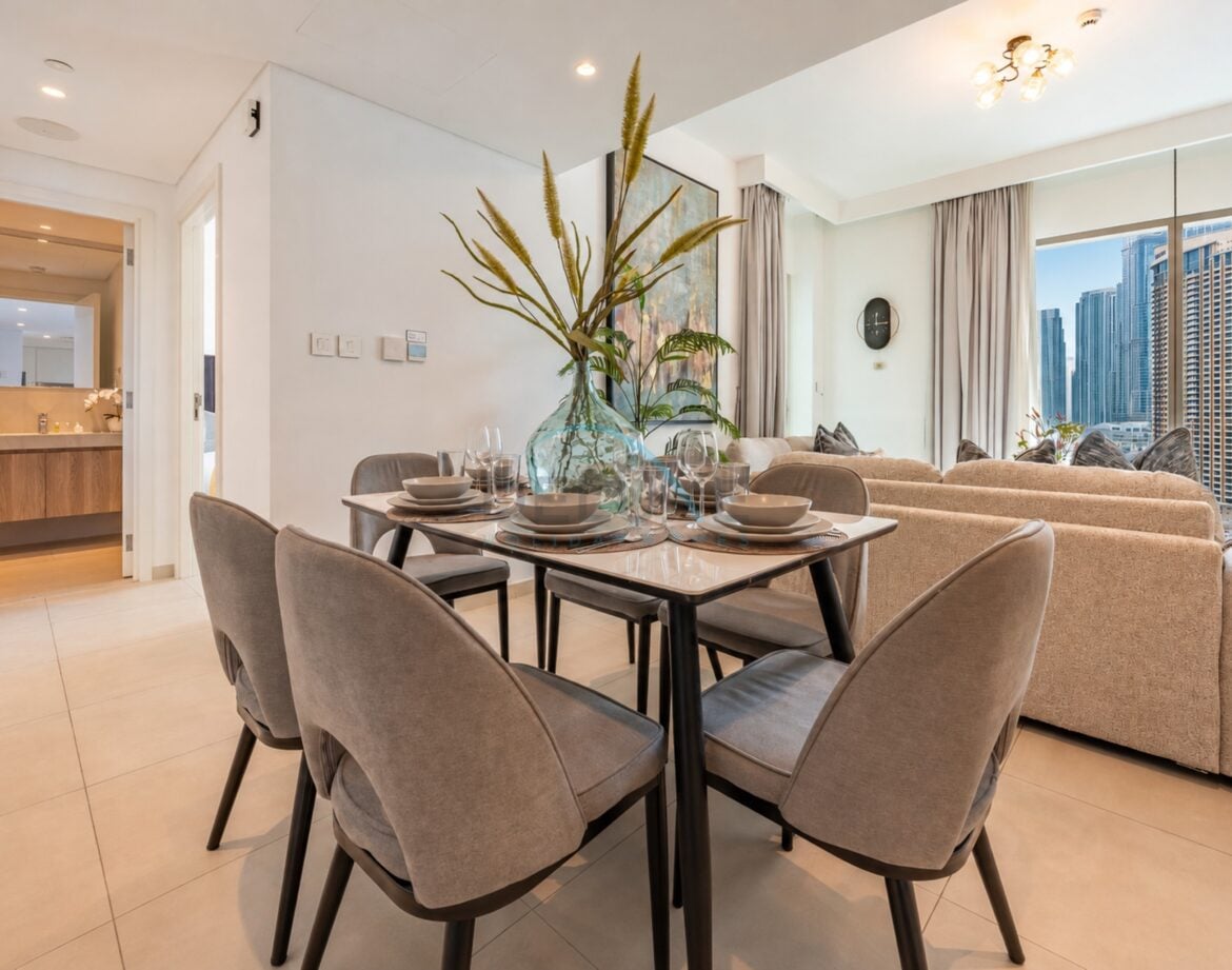 High-Floor 2BR with Balcony Framing Stunning Burj Khalifa Views, Near Dubai Mall, Downtown Views II Tower 3 — photo 9