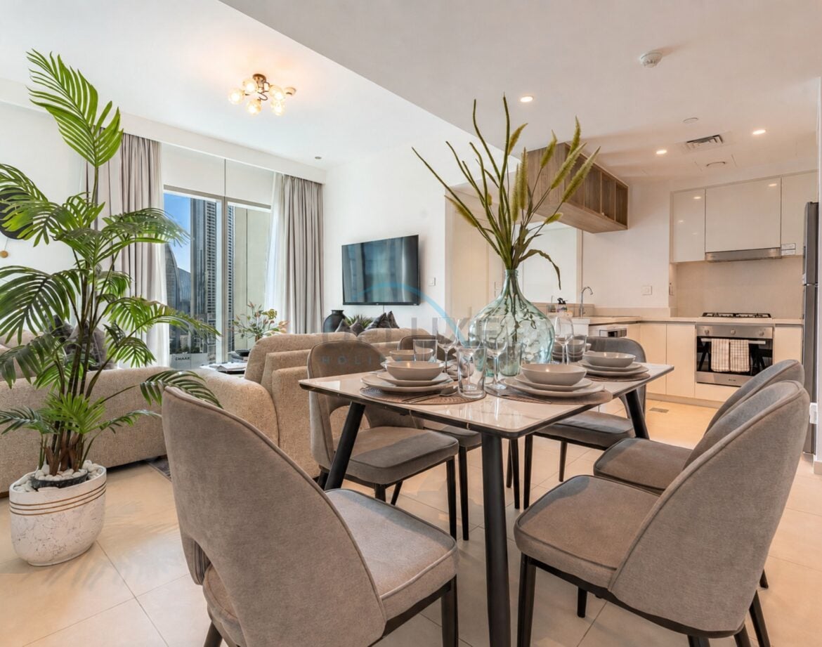 High-Floor 2BR with Balcony Framing Stunning Burj Khalifa Views, Near Dubai Mall, Downtown Views II Tower 3 — photo 2