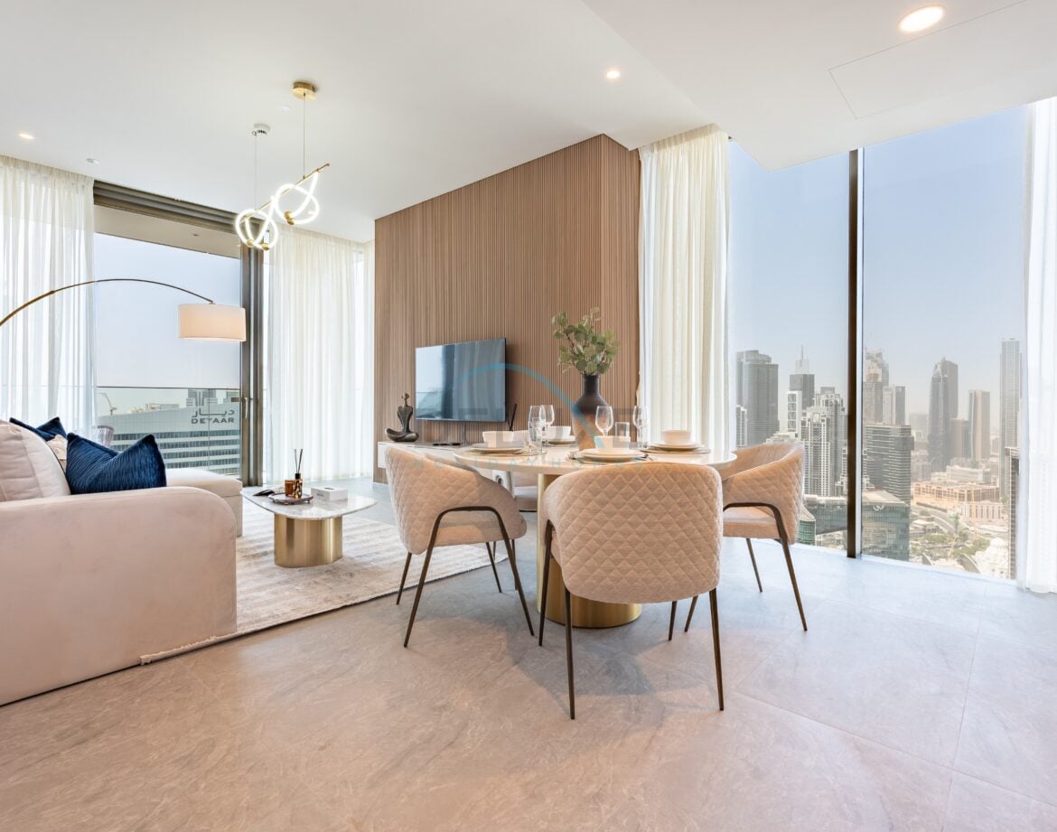 Sky-Level 1BR with Spacious Balcony Overlooking the Canal, Minutes from Downtown, Peninsula Four — photo 6