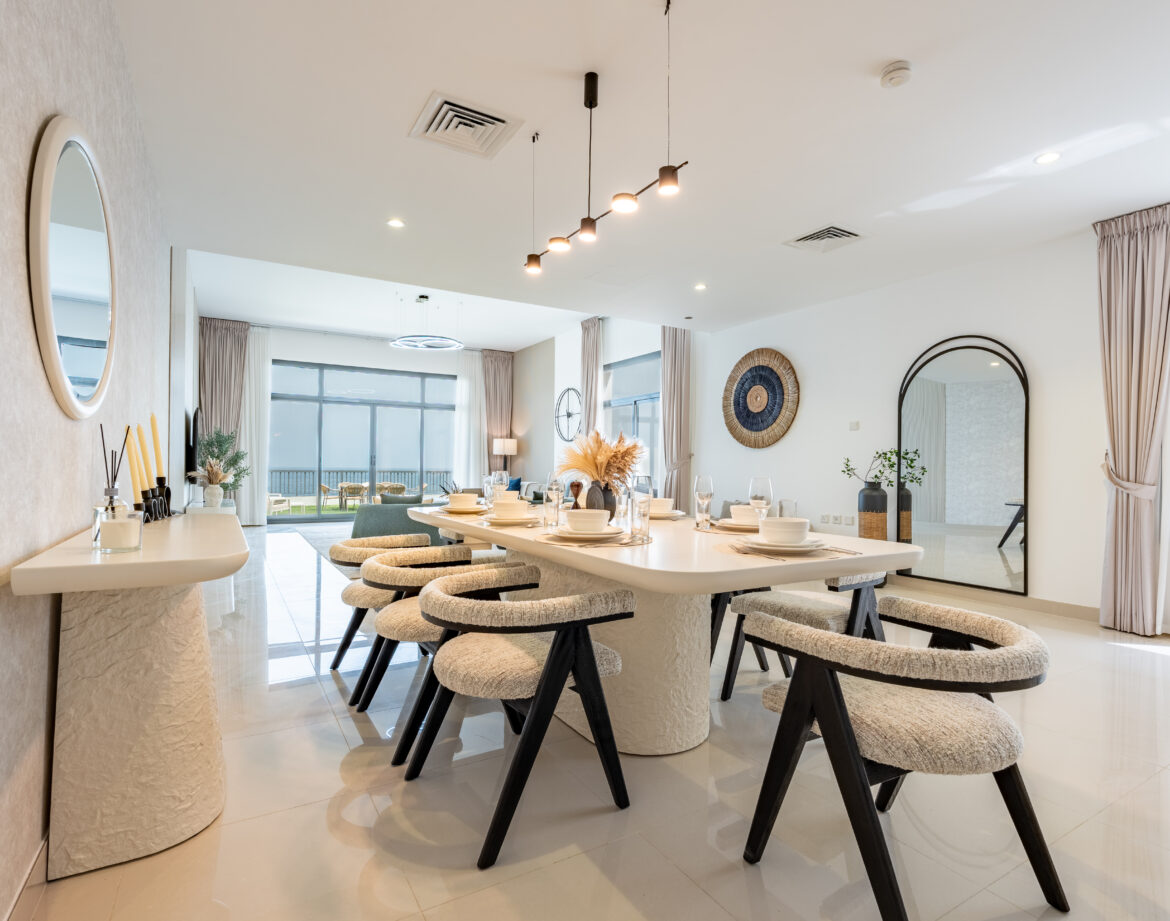 Modern 4BR Villa with Assistant and Driver Room, Spacious Backyard and BBQ Overlooking Gulf Views, Al Dana Island, — photo 8