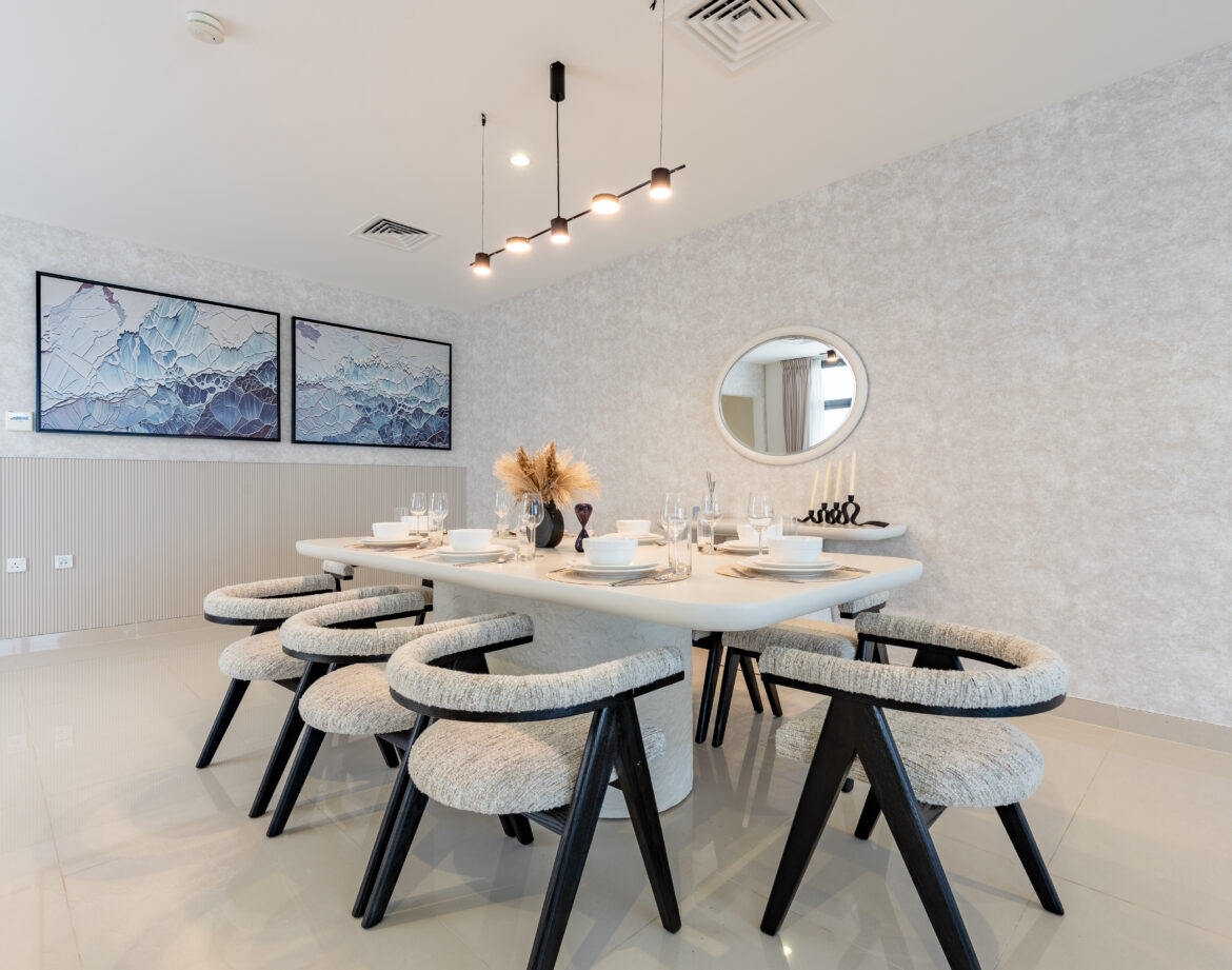 Modern 4BR Villa with Assistant and Driver Room, Spacious Backyard and BBQ Overlooking Gulf Views, Al Dana Island, — photo 9