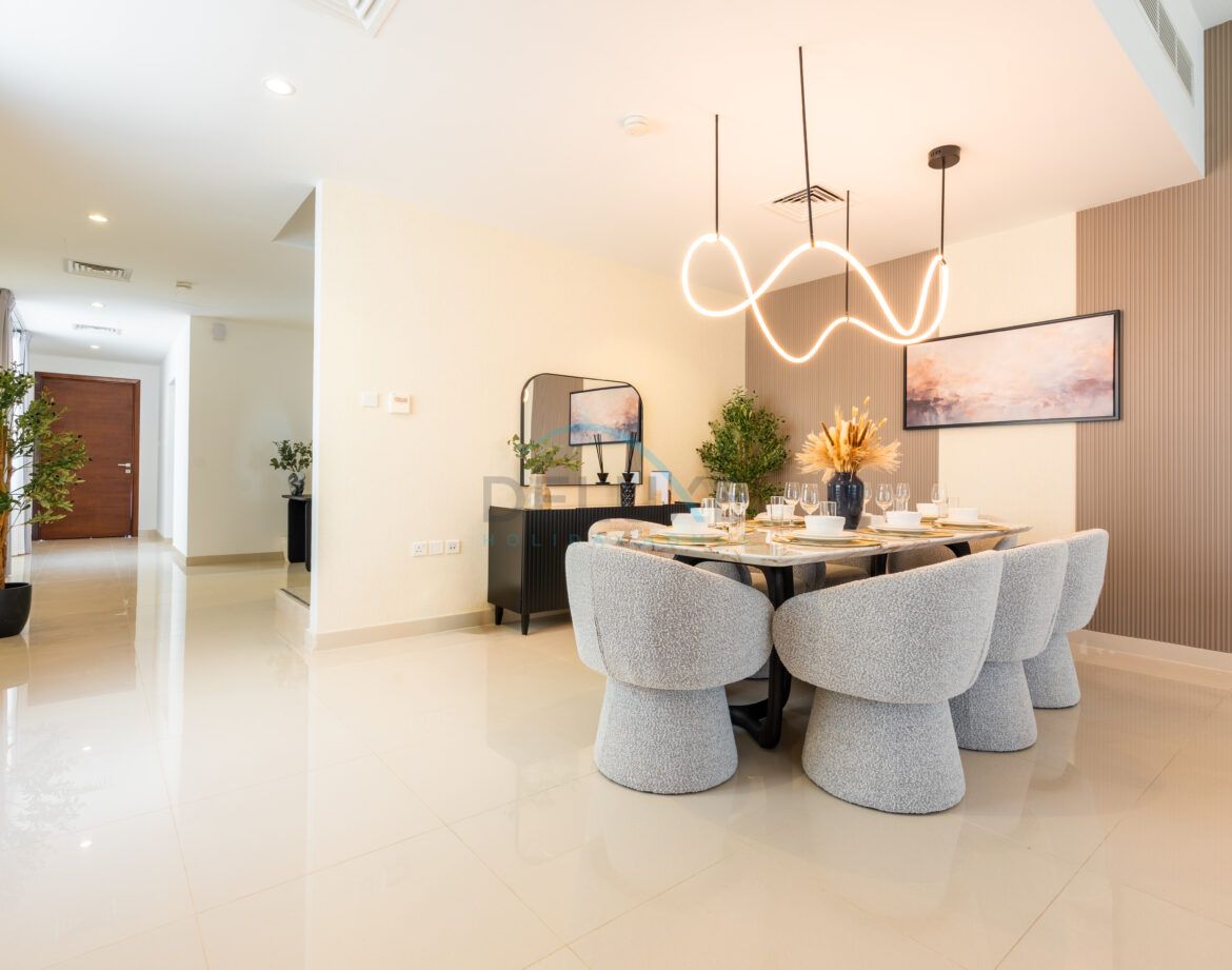 Modern 4BR with Assistant Room Retreat Villa, Facing Sea and Mountain Views, BBQ and Spacious Backyard, Al Dana Island — photo 10