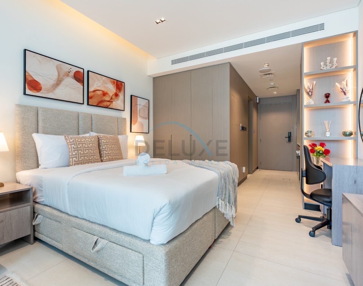Studio with Balcony Overlooking the Community, Short Drive to Butterfly Garden, NAS 3 — photo 11