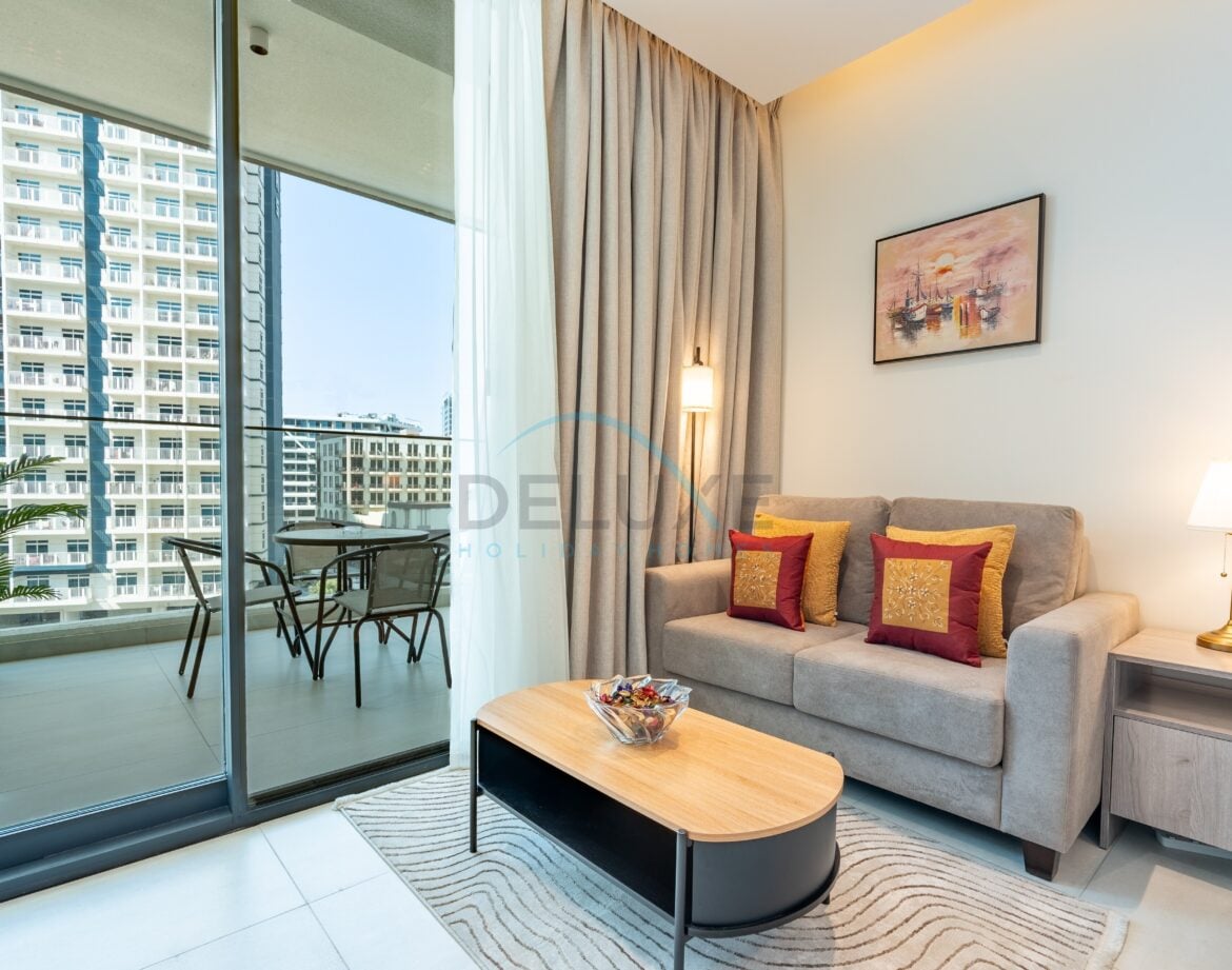 Studio with Balcony Overlooking the Community, Short Drive to Butterfly Garden, NAS 3 — photo 2
