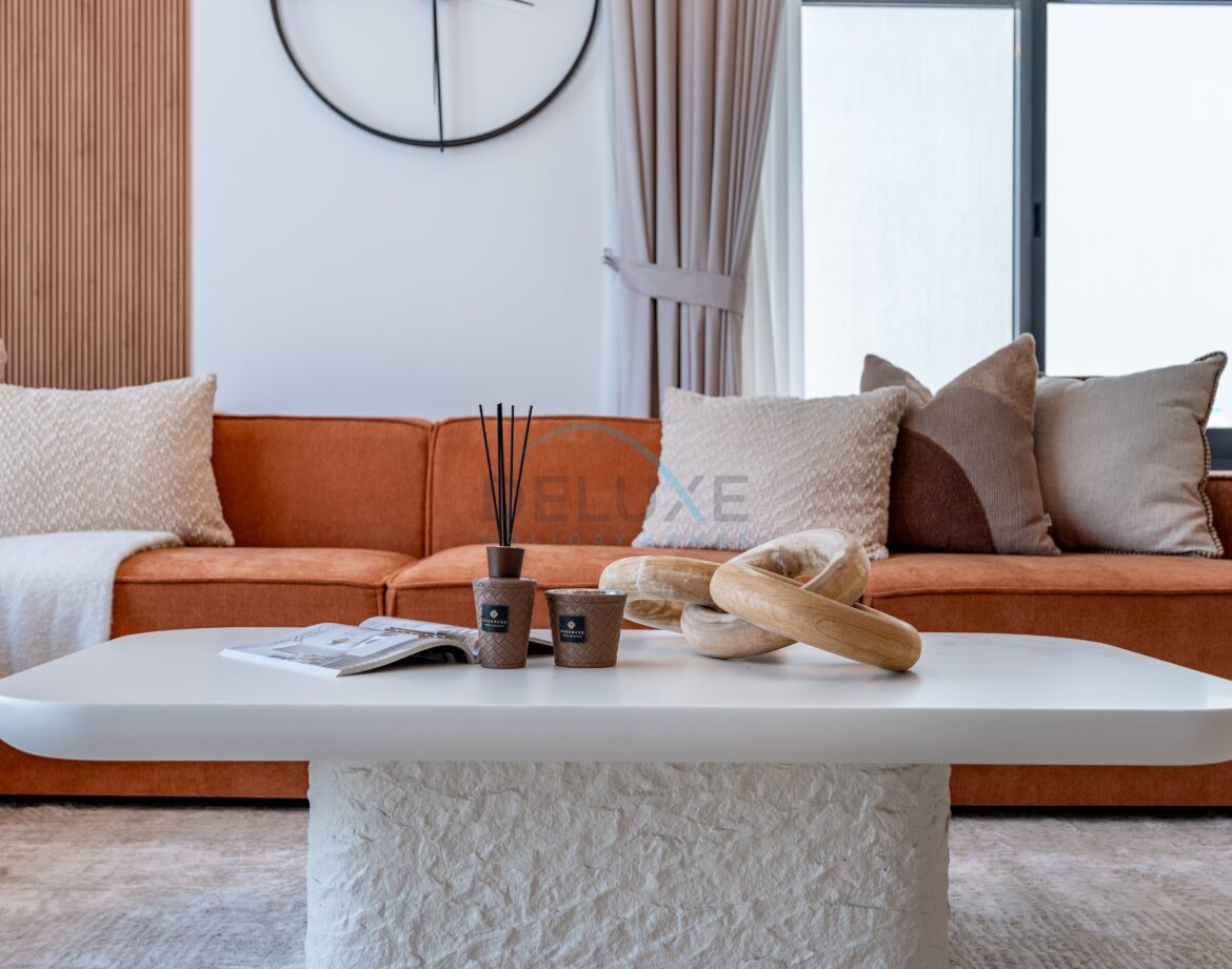 Contemporary 4BR Villa with Assistant & Driver Rooms, Gulf Views, BBQ and Outdoor Lounge, Al Dana Island — photo 18