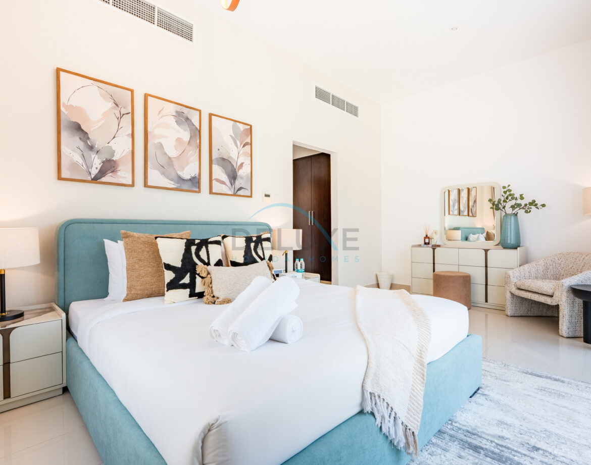 Sea and Mountain Views 4BR Plus Assistant Room with Own Kids’ Play Area, Spacious Outdoor Lounge and BBQ, Al Dana Island — photo 20