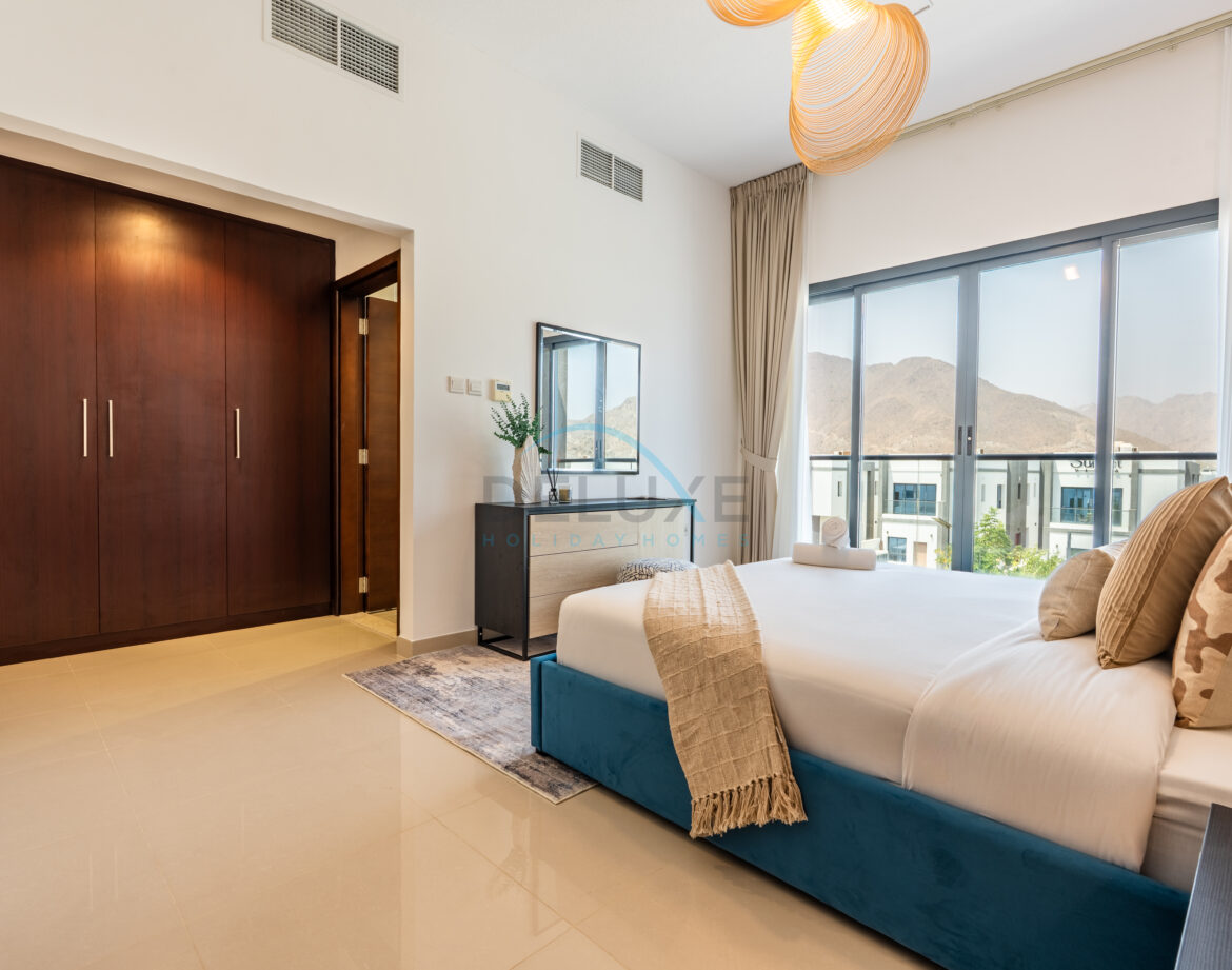 Facing Sea and Mountain 4BR Plus Assistant and Driver’s Room with Own Backyard, BBQ and Spacious Layout, Al Dana Island — photo 23
